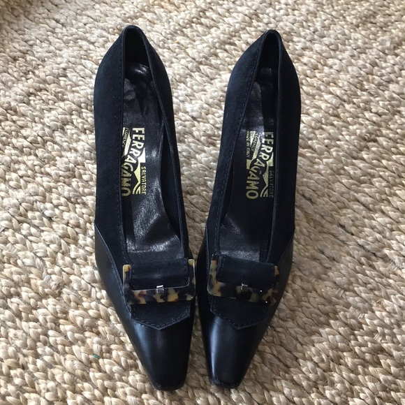 Salvatore Ferragamo leather heels - Picture 1 of 10